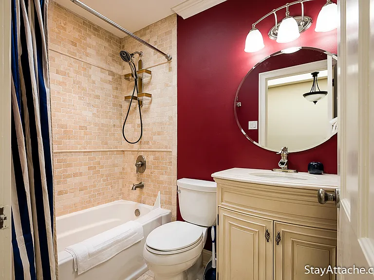 615 G St SW — Photo 25