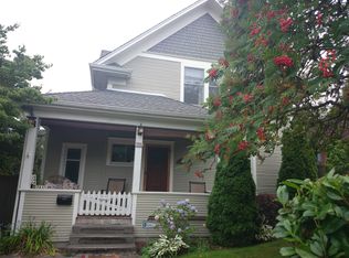 1934 45th Ave SW, Seattle, WA 98116