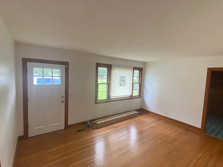 2118 Sanborn Dr — Photo 5