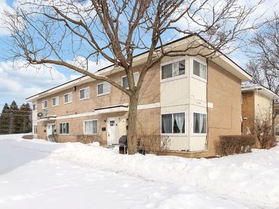 2034 Williamsburg Dr, Waukegan, IL, 60085