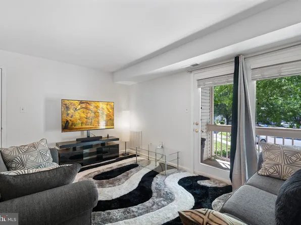 5700 Shadwell Ct Unit 78, Alexandria, VA 22309