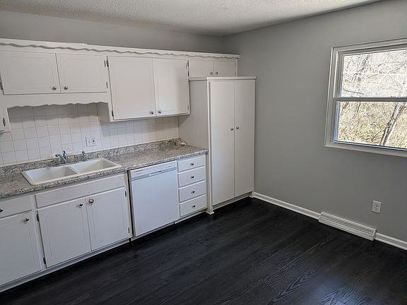 4th image of 2709 N 51st St