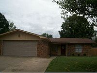 1st image of 303 Lee Pl