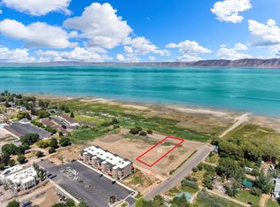 126 S Waters Edge Ln, Garden City, UT 84028