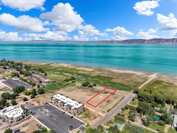 126 S Waters Edge Ln, Garden City, UT 84028