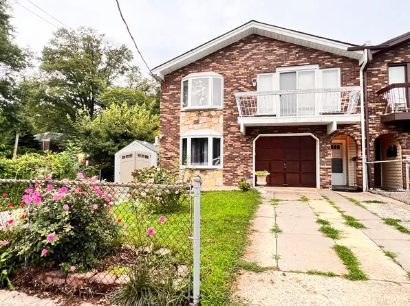 445 Oak Ave #2, Staten Island, NY 10306