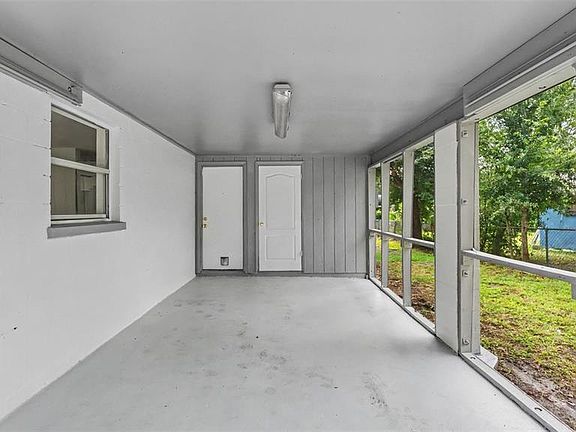 3rd image of 618 W WILLIAMS STREET