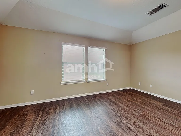 28606 Lockeridge Farms Dr — Photo 9