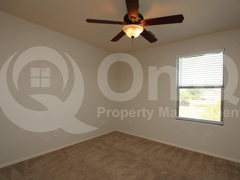 3464 E Carla Vista Dr — Photo 17