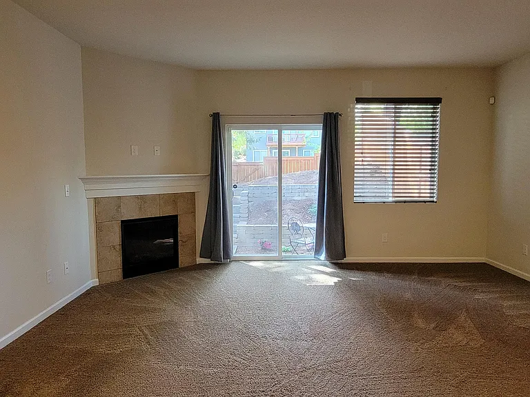 12811 SE 155th Ave — Photo 5