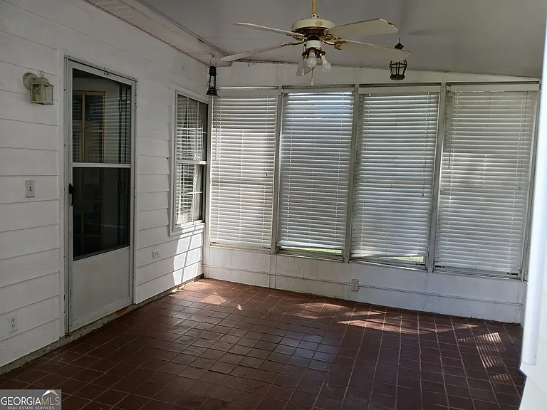 817 Ashton Pl — Photo 5