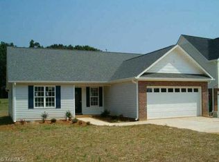 18 Dar Ridge Park, Winston Salem, NC 27127