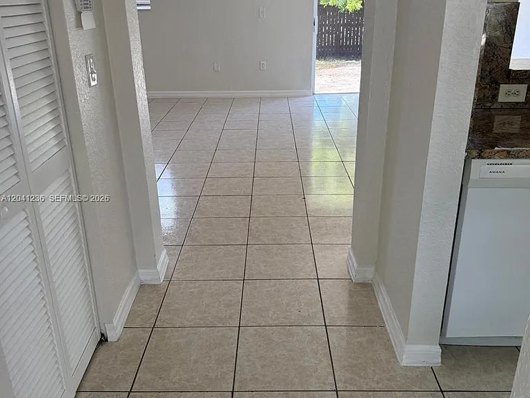 13567 SW 264th Ter — Photo 3
