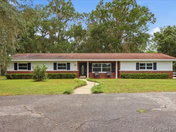 5025 Baseball Pond Rd, Brooksville, FL 34602