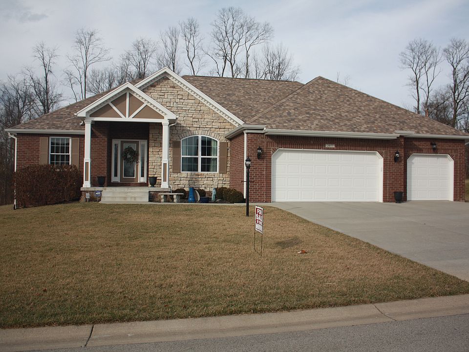 2077 Galway Trail North