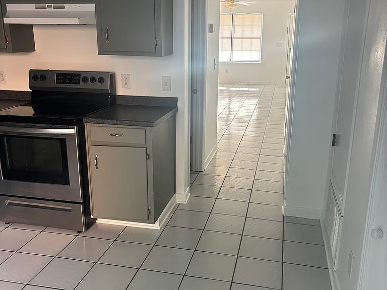 220 Ann Cir #4 — Photo 12