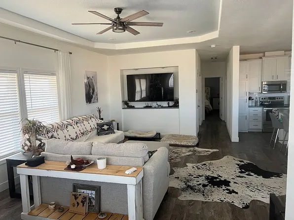 22454 W Steel Horse Rd, Congress, AZ 85332