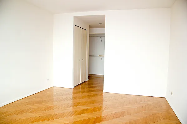 Rented by PAIP | media 21