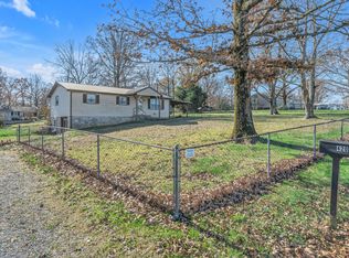 420 Log Wall Rd, Dickson, TN 37055