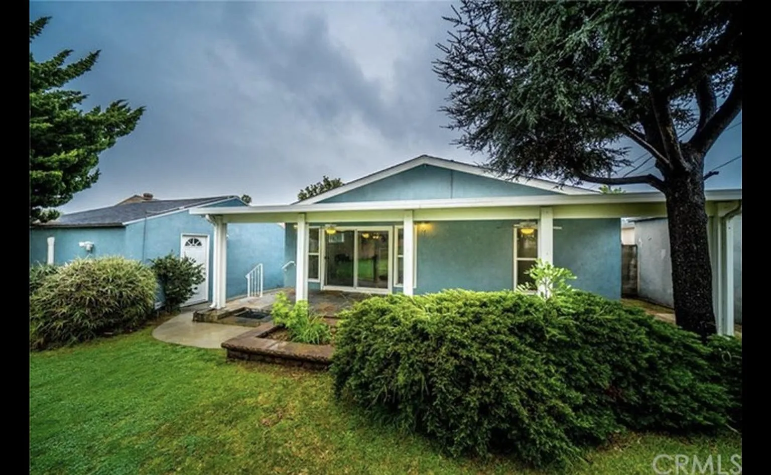 3847 S Redondo Blvd — Photo 3