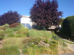 1901 34th Ave W, Seattle, WA 98199