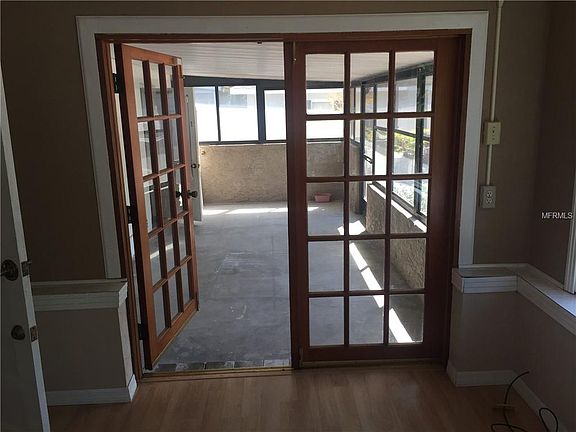 4th image of 3816 W De Leon St #1