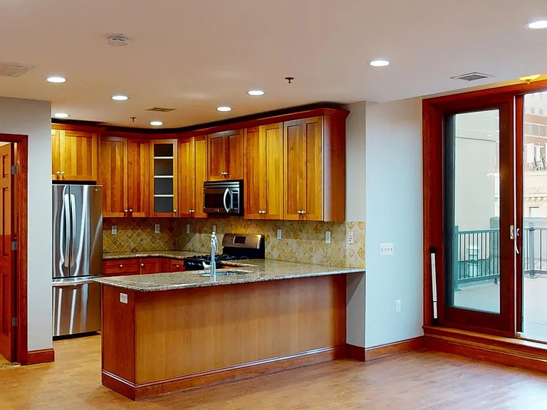 kitchen & deck