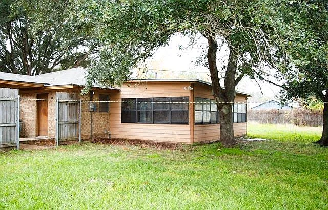 4209 Strawberry Dr — Photo 21