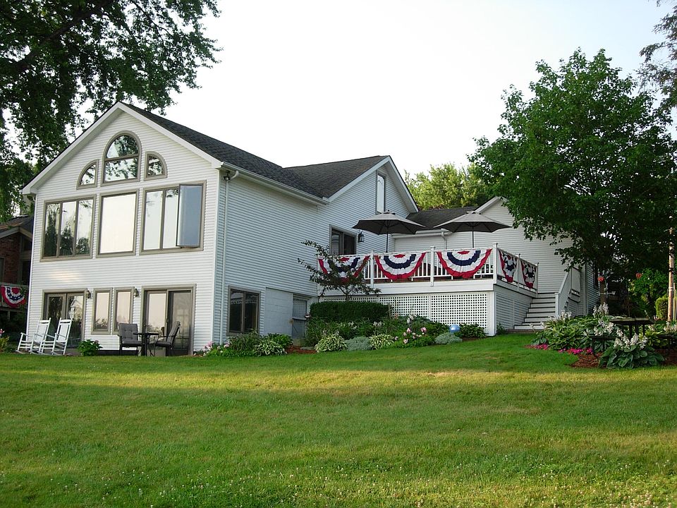 840 Wolverine Dr, Wolverine Lake, MI 48390 Zillow