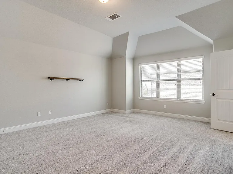 16717 White Rock Blvd — Photo 40