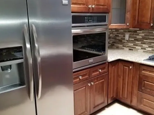 10951 Bloomfield St, North Hollywood, CA