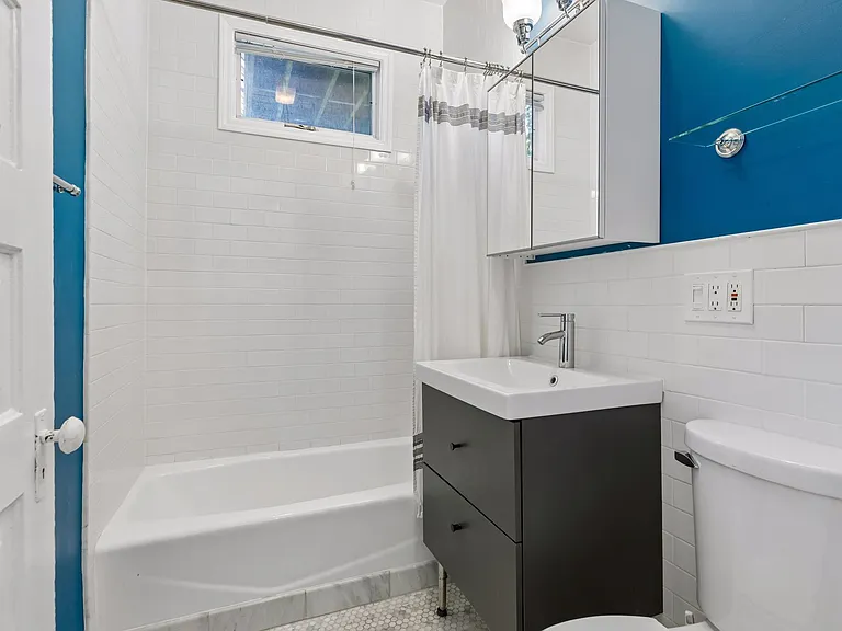 4432 Upton Ave S — Photo 16