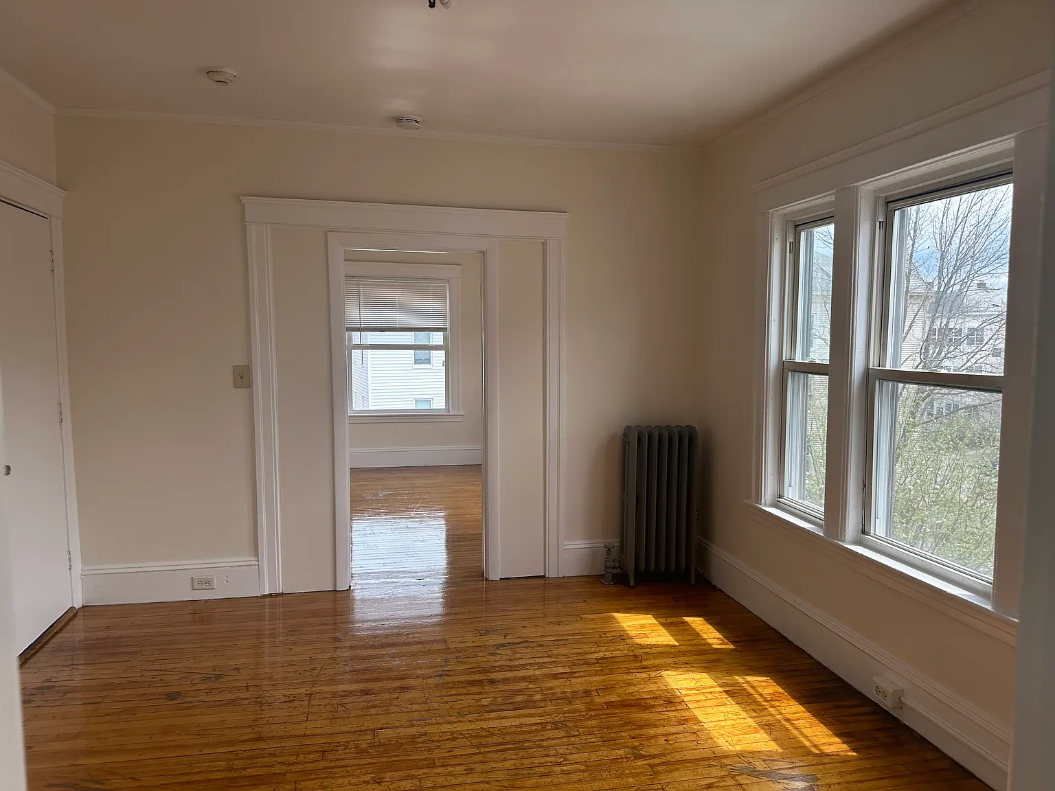 3 bed, 1000 sqft, $1,850 — Photo 4