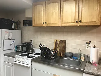 Rented by Realty 2000 Corp