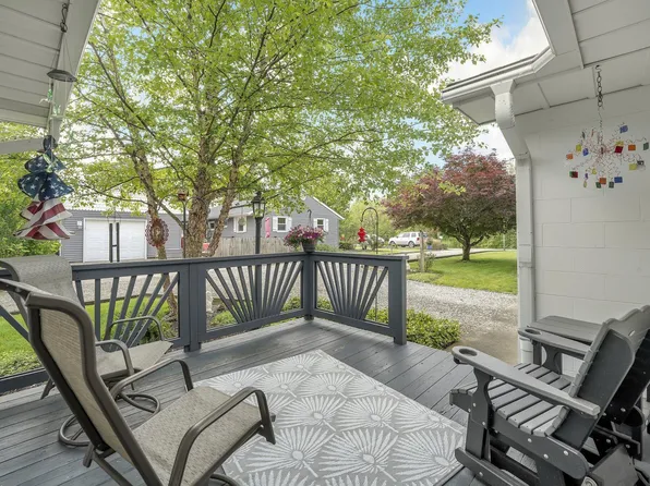 95 Lincoln St SW, Pataskala, OH 43062