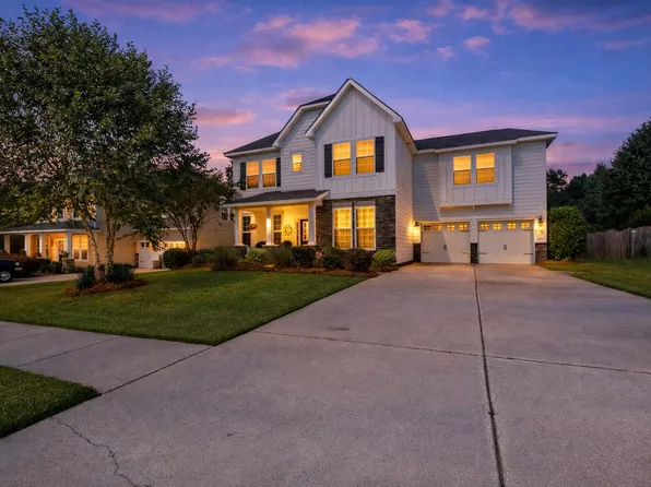 127 Stage Coach Ln, Summerville, SC 29483