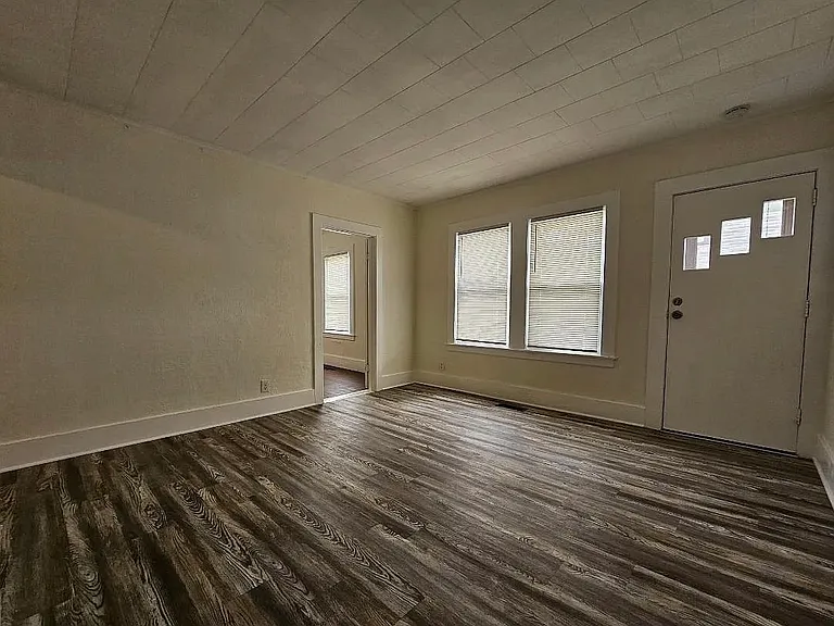 81 West St #1 — Photo 3