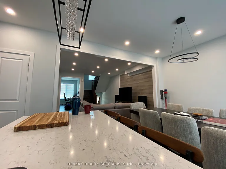 1458 Yellow Rose Cir — Photo 10
