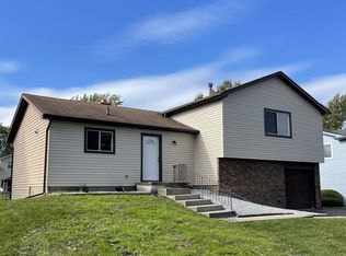 56 Oriole Rd, Matteson, IL 60443