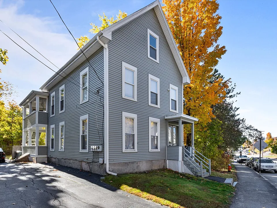 113 Warren St