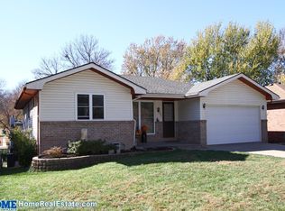 2507 N 74th St, Lincoln, NE 68507