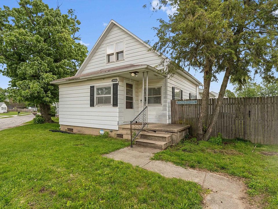 1st image of 2420 Monger Ave