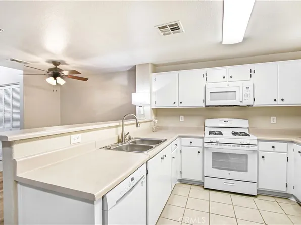 31271 Taylor Ln, Temecula, CA 92592