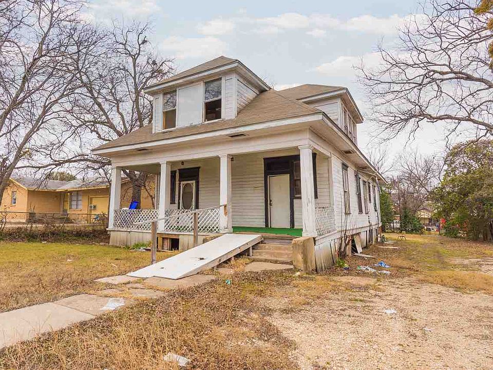 1st image of 1521 Bosque Blvd