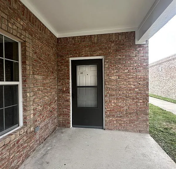 3101 Jordan Ave — Photo 1