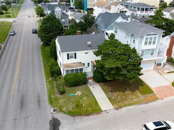121 55th St, Virginia Beach, VA 23451
