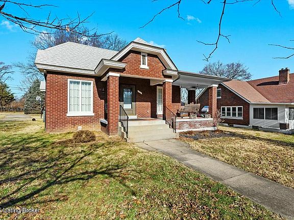 2nd image of 1887 Richmond Dr