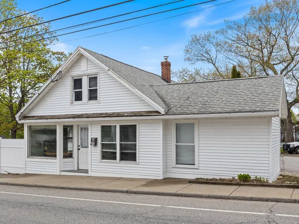 77 Saco Avenue, Old Orchard Beach, ME 04064