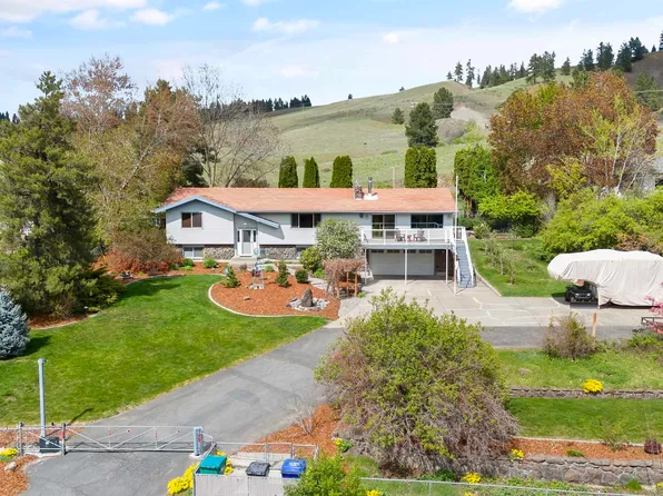 10923 E Upriver Dr, Spokane, WA 99206