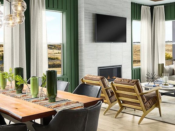 Traditions Model Dining Great Room